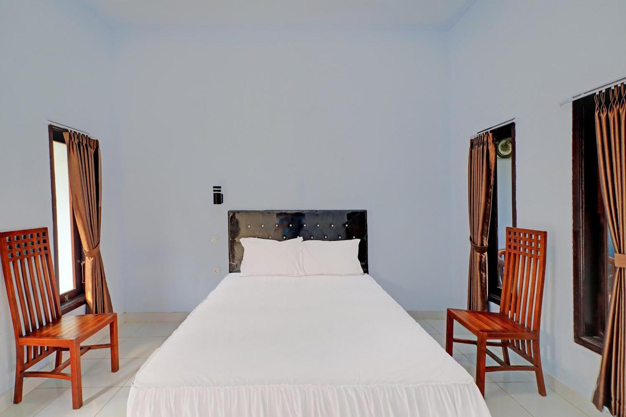 Oyo 92401 Hotel Mustika Negara  ภายนอก รูปภาพ