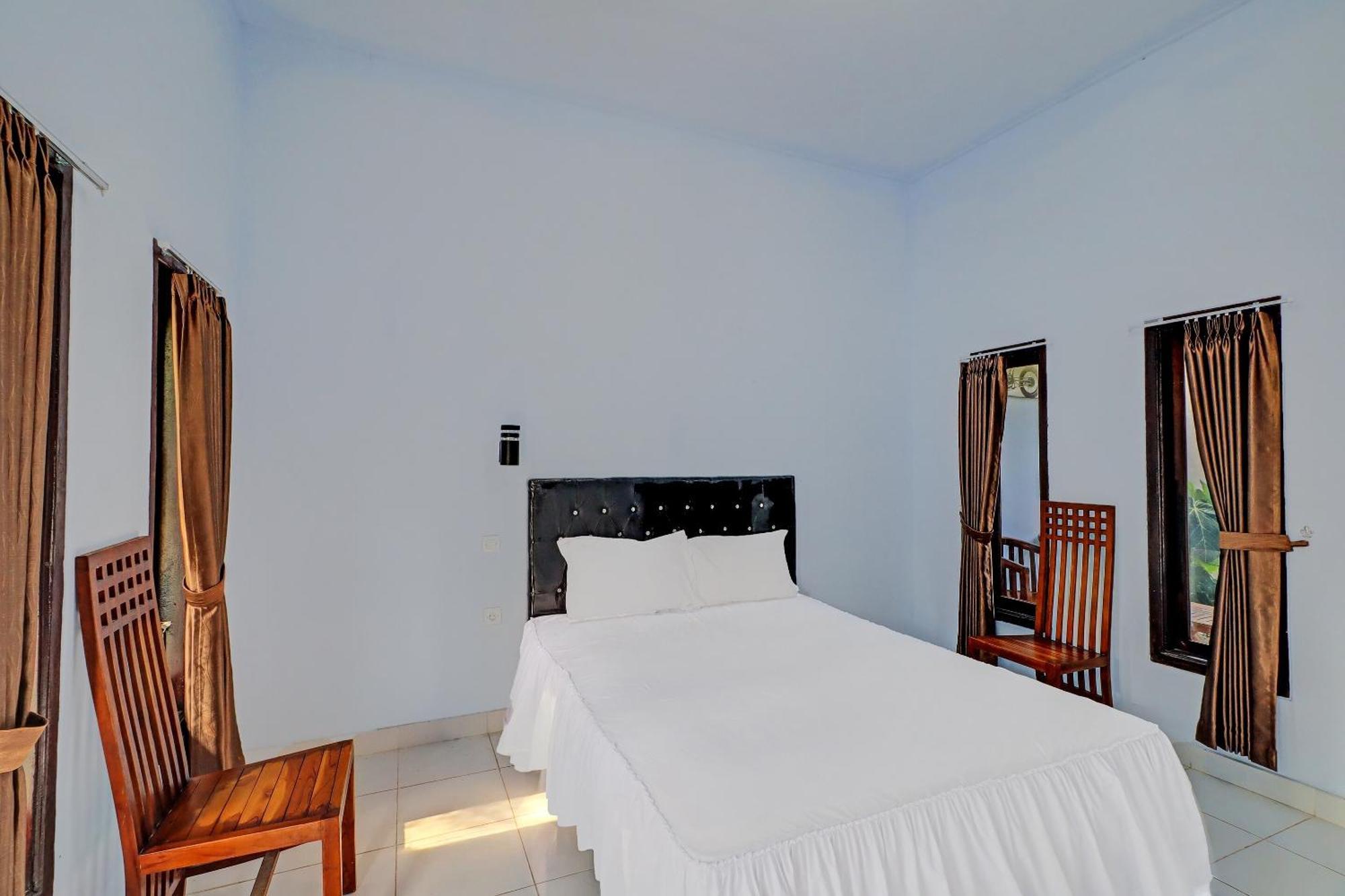Oyo 92401 Hotel Mustika Negara  ภายนอก รูปภาพ